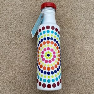 🌈 Stainless Steel 24oz Thermos 
PBA Free 
scuffs-see last two pictures